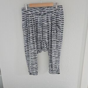 Nike Gray Patterned Harem Joggers